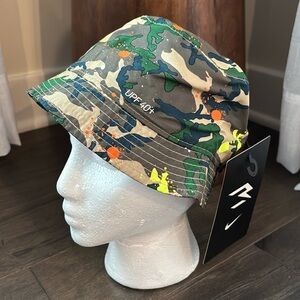 Nike Youth UPF 40+ Sun protection bucket hat, paint splatter pattern,Swoosh logo